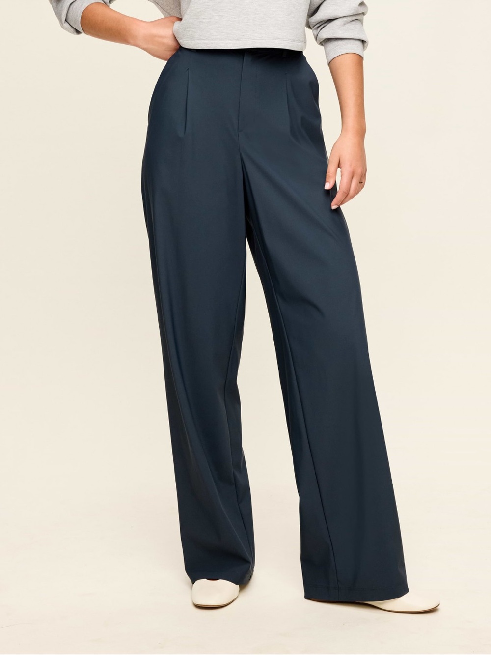 Old Navy High Waisted SleekTech Trouser Pants